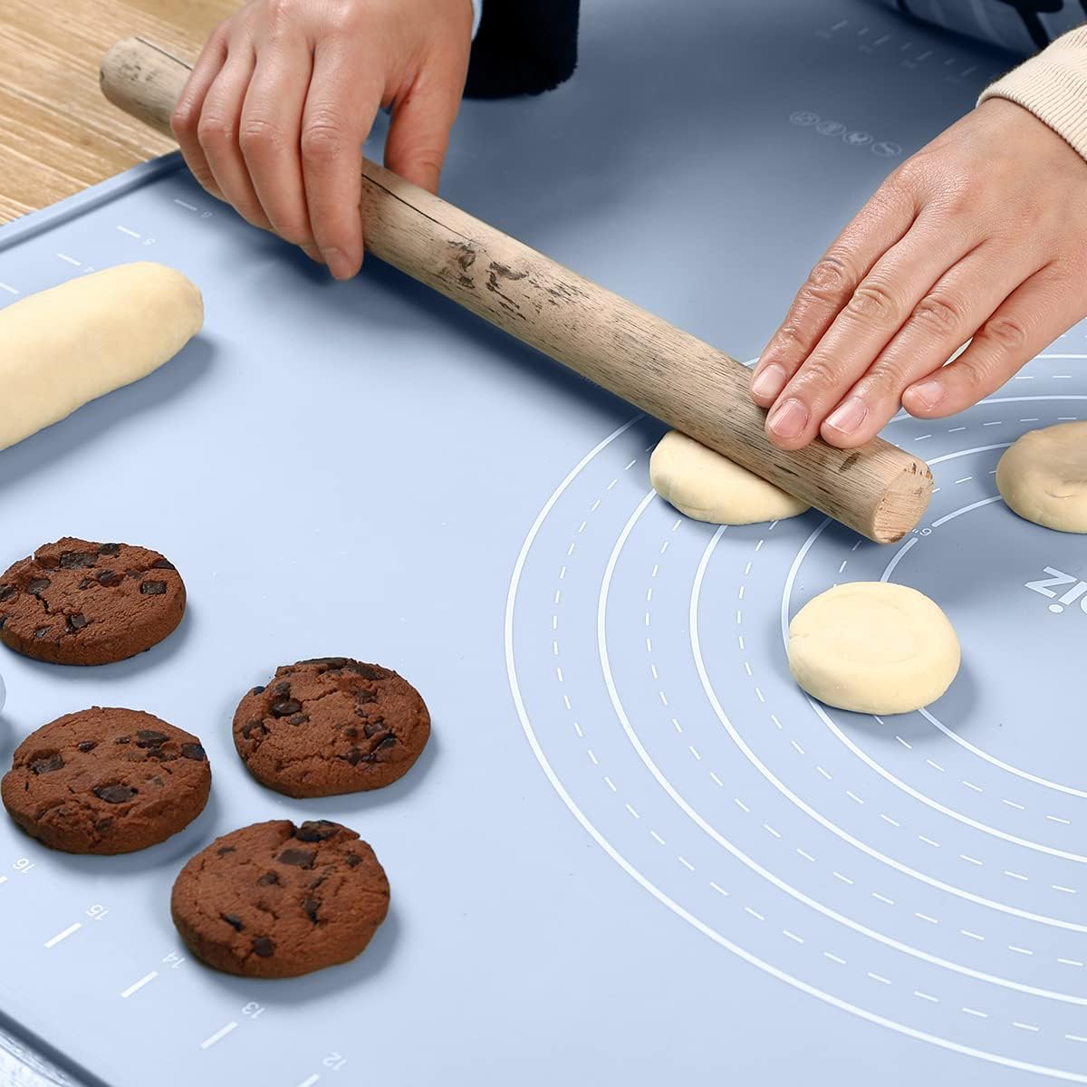 Non-Stick Silicone Baking Mat